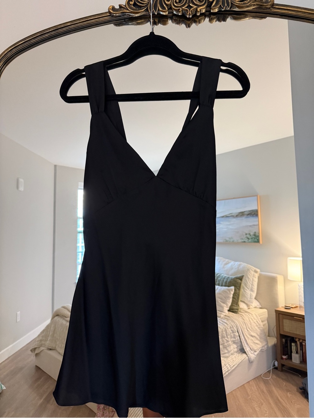 Abercrombie V-Neck satin mini dress